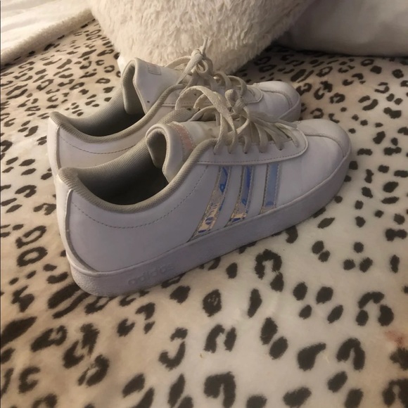 Women’s Adidas Sneakers - Picture 3 of 5